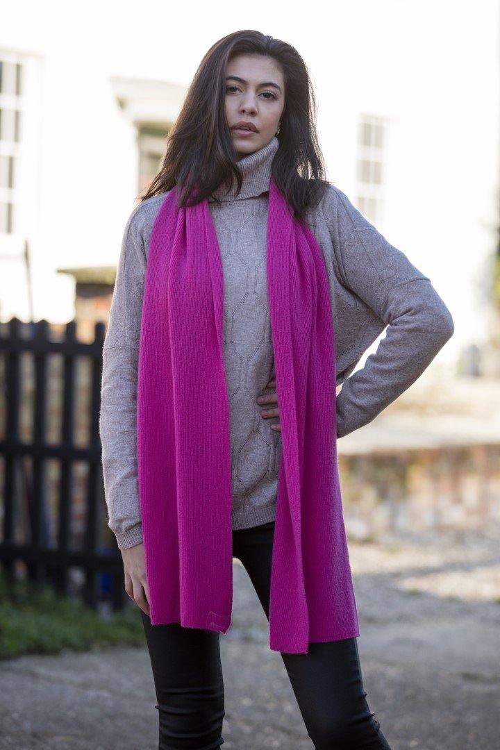 Cashmere Ribbed Scarf - Pink Avocet