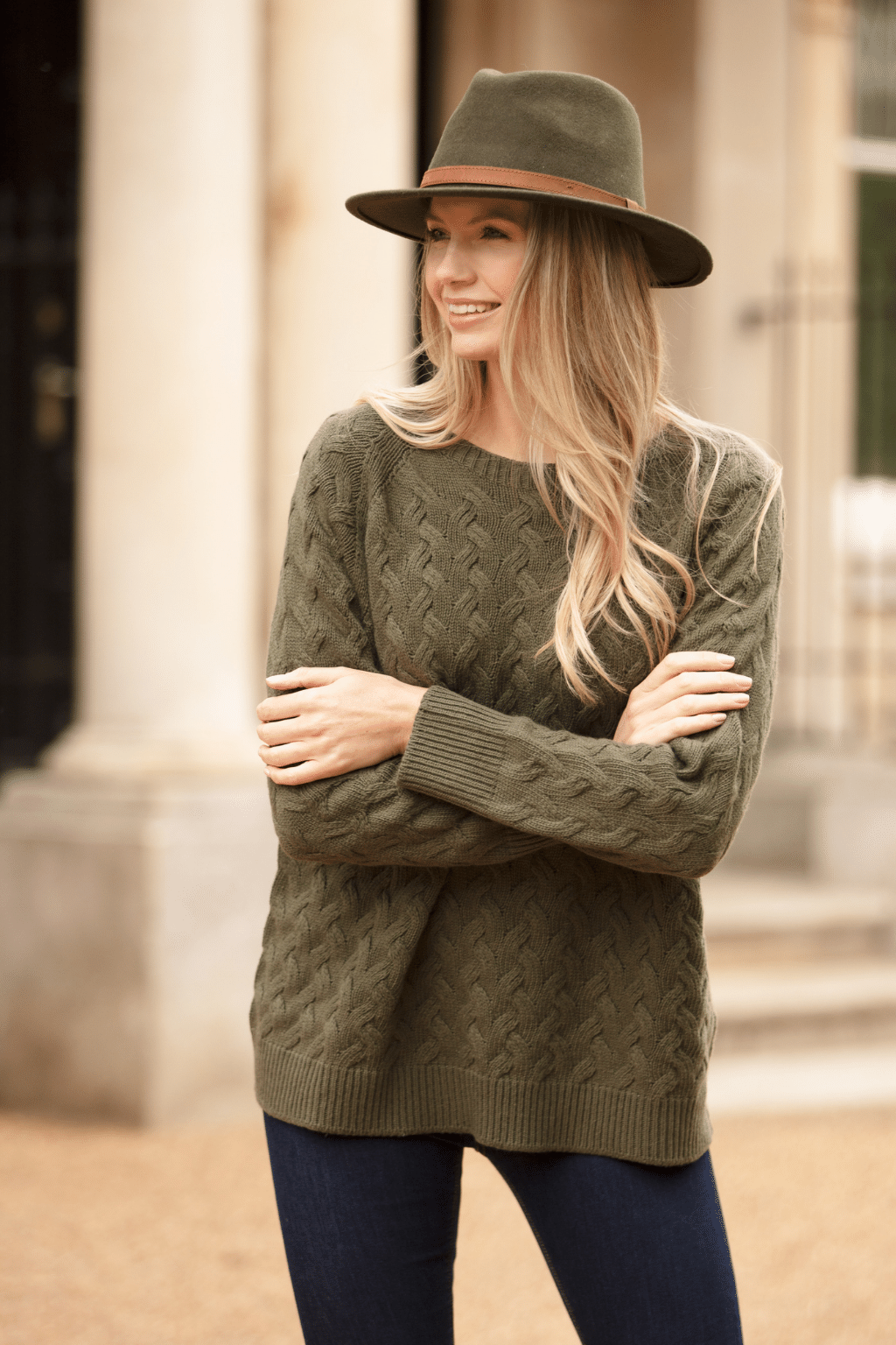 Cable knit Cashmere Sweater