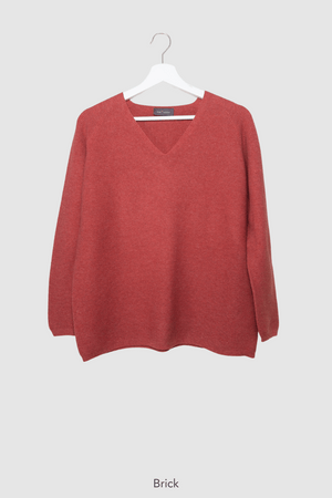 Ribbed sweater (V-neck)